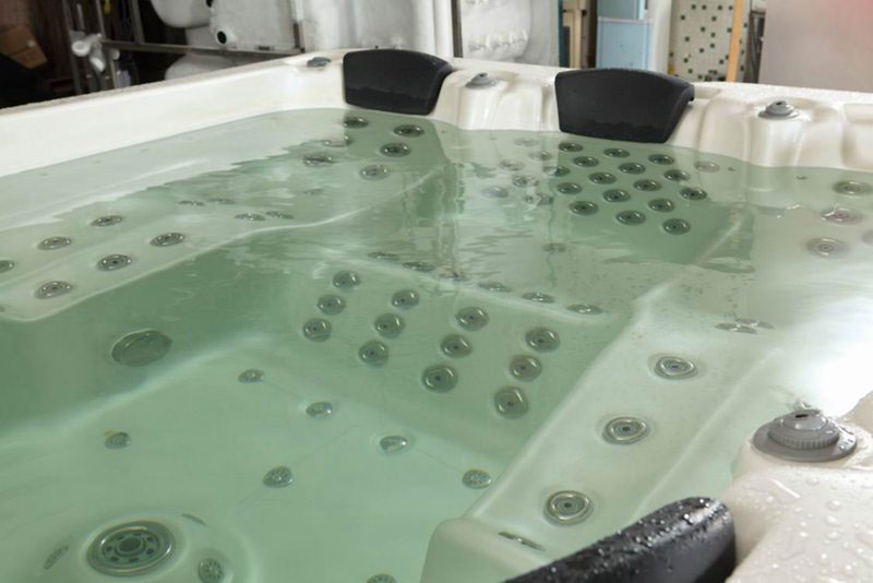 Spa 018 Luxury Tv Spa Indoor Hot Tubs Sale 5 Person